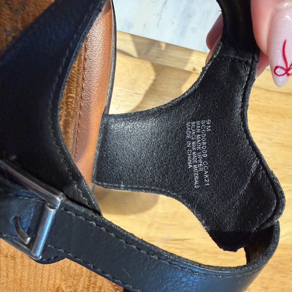 BOC by Born Natasha Womens Round Closed Toe Clogs size:9 - Picture 7 of 7